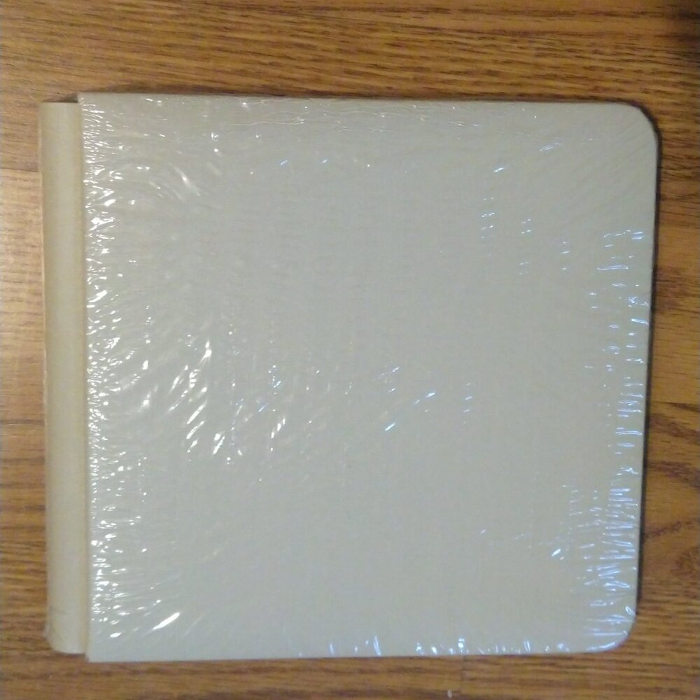 Creative Memories Cream/Off-White with Silver Flourish Album - Picture 3 of 5